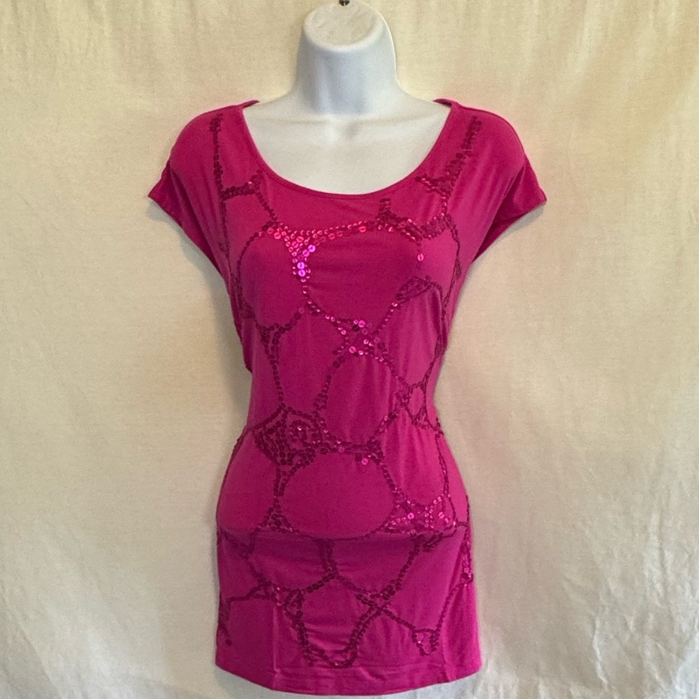 E-197 Madison Pink Sequin Short‎ Sleeve Pullover Blouse Size L